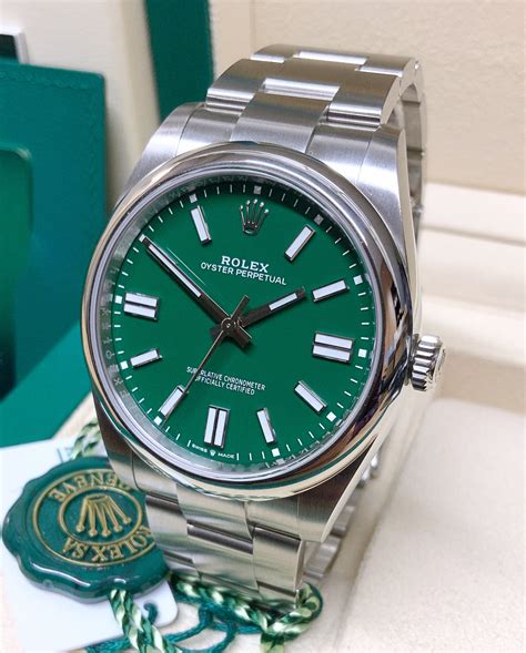 rolex perpetual date verde|rolex green.